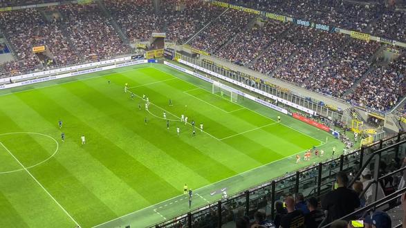 頭不僅以雄 頭不僅以雄