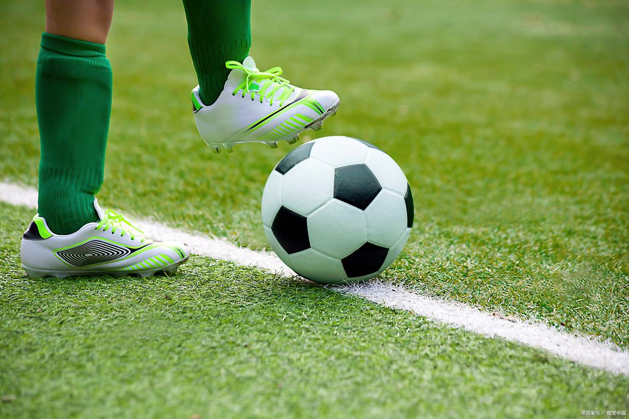 一批年轻球 一批年轻球