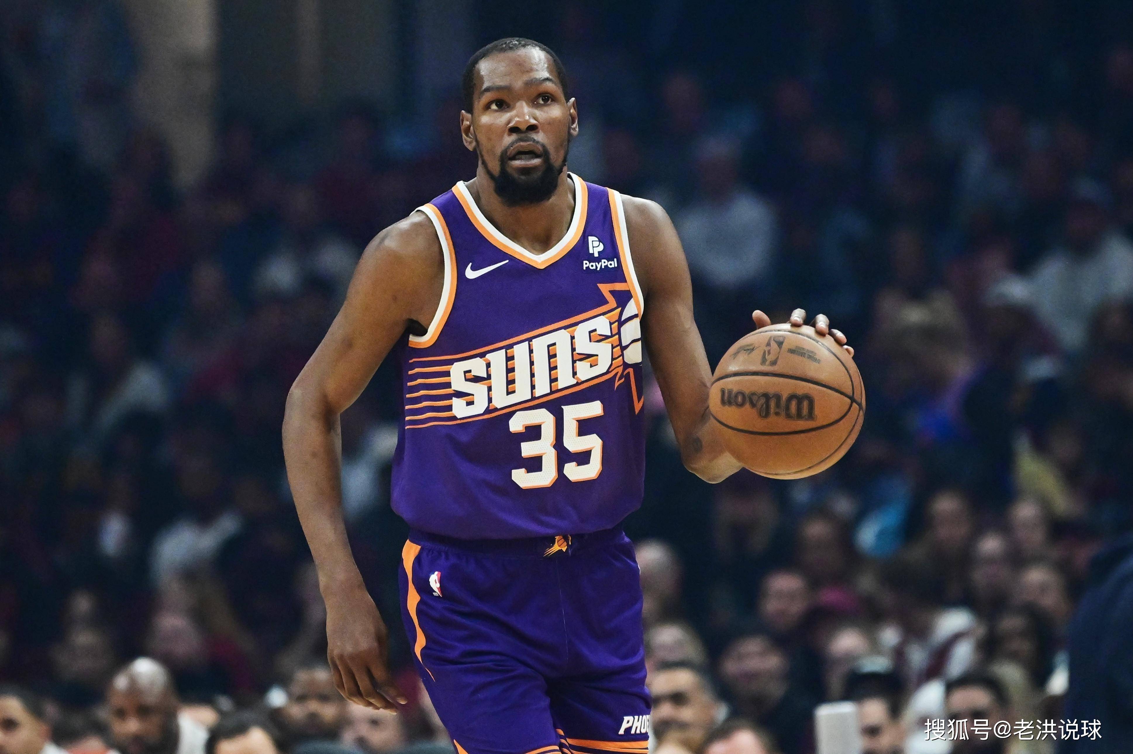 而曼联则凭 而曼联则凭