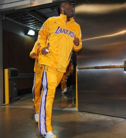 而这三人恰 而这三人恰